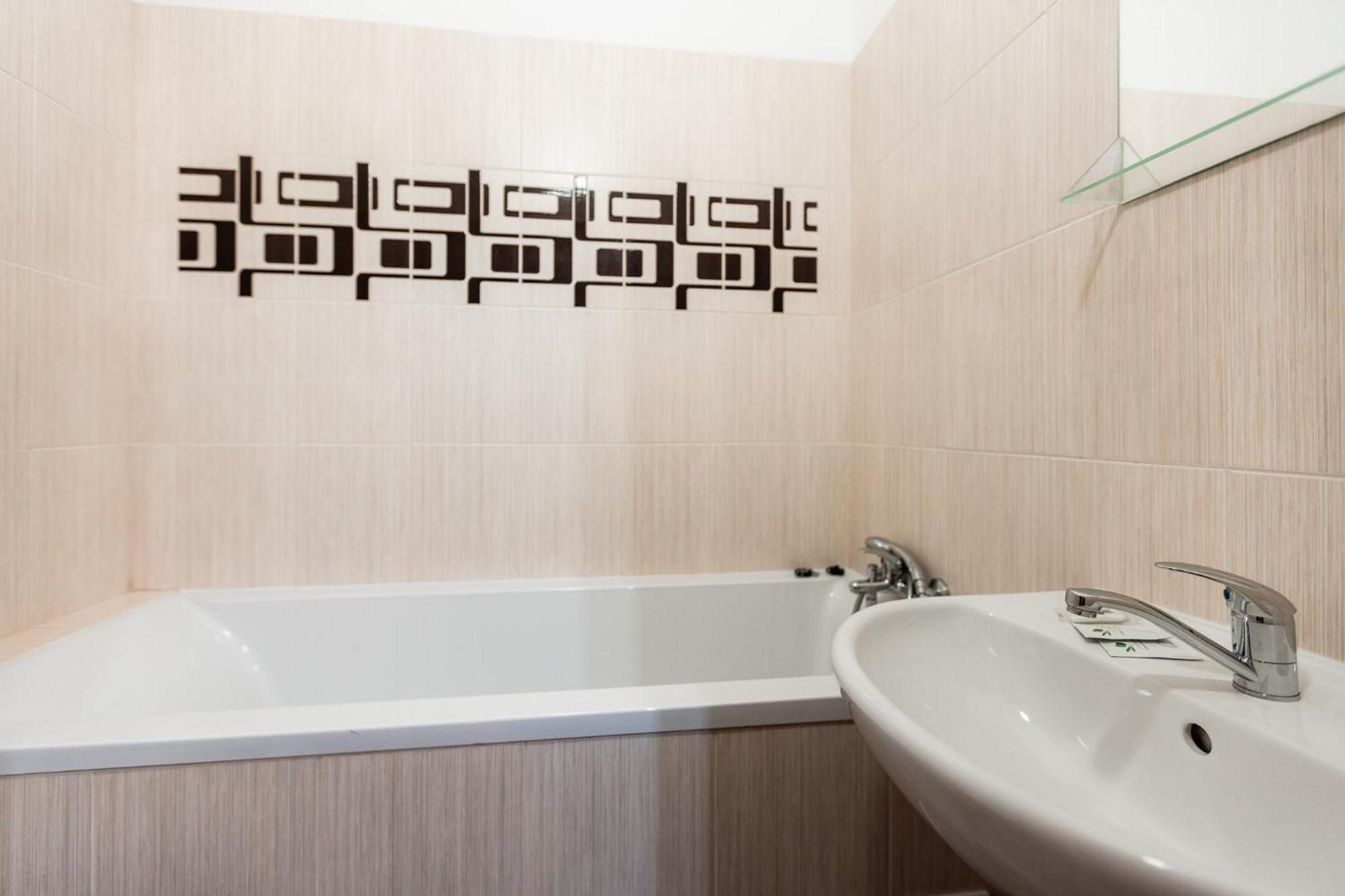 Hotel Rozkos Česká Skalice Стая снимка