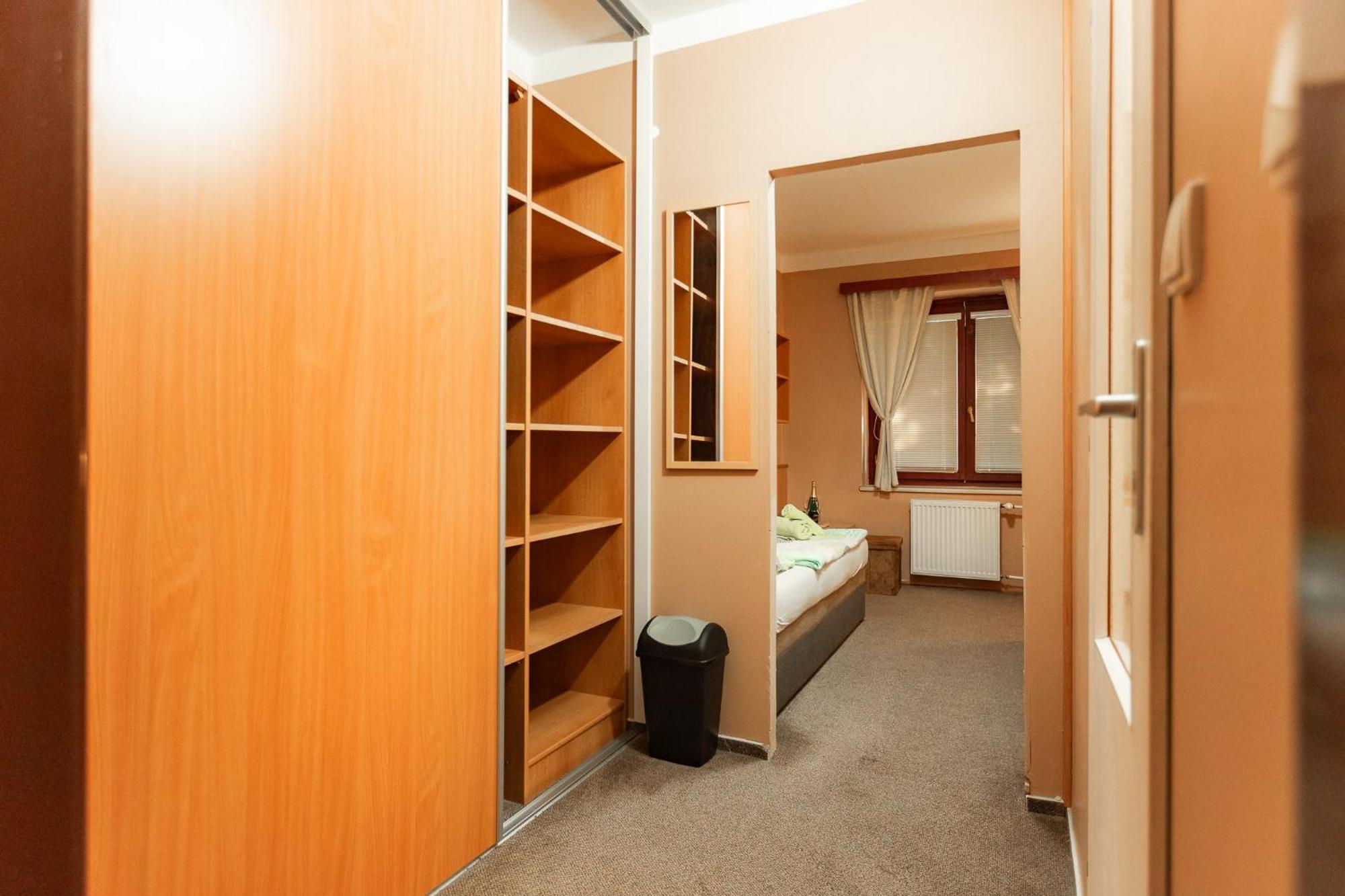 Hotel Rozkos Česká Skalice Стая снимка